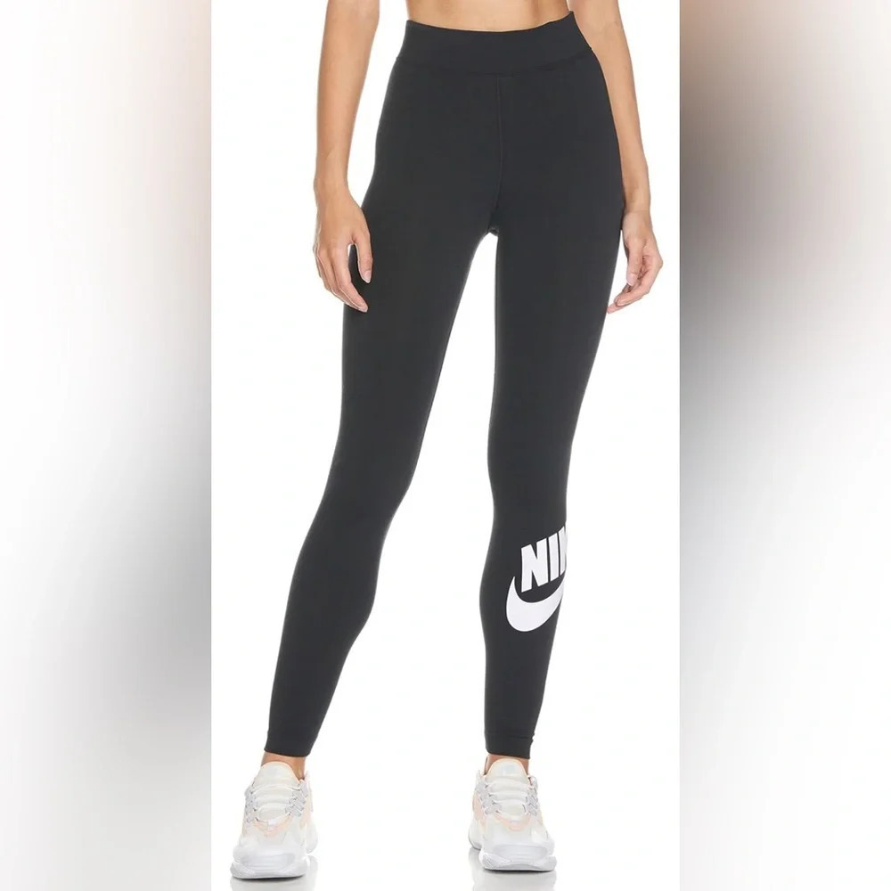 Nike Sportswear Essential Leggings high waisted tights sz XS